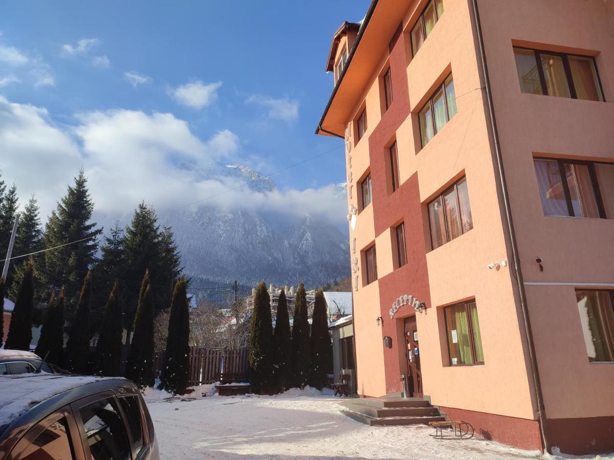 Hotel Iri Buşteni Exterior foto