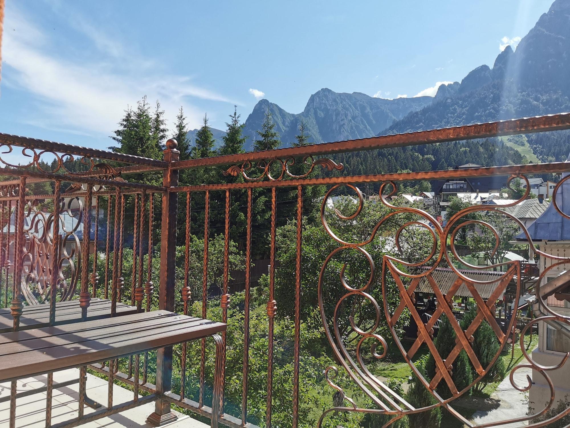 Hotel Iri Buşteni Exterior foto
