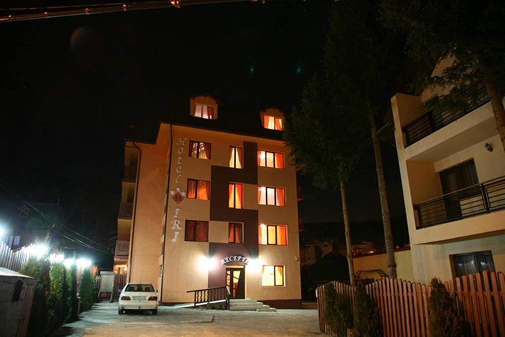 Hotel Iri Buşteni Exterior foto